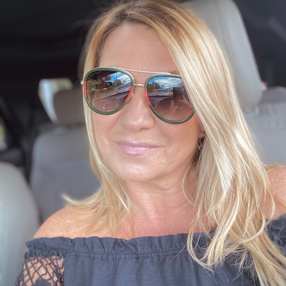 Meet your Posher, Sheryl anne